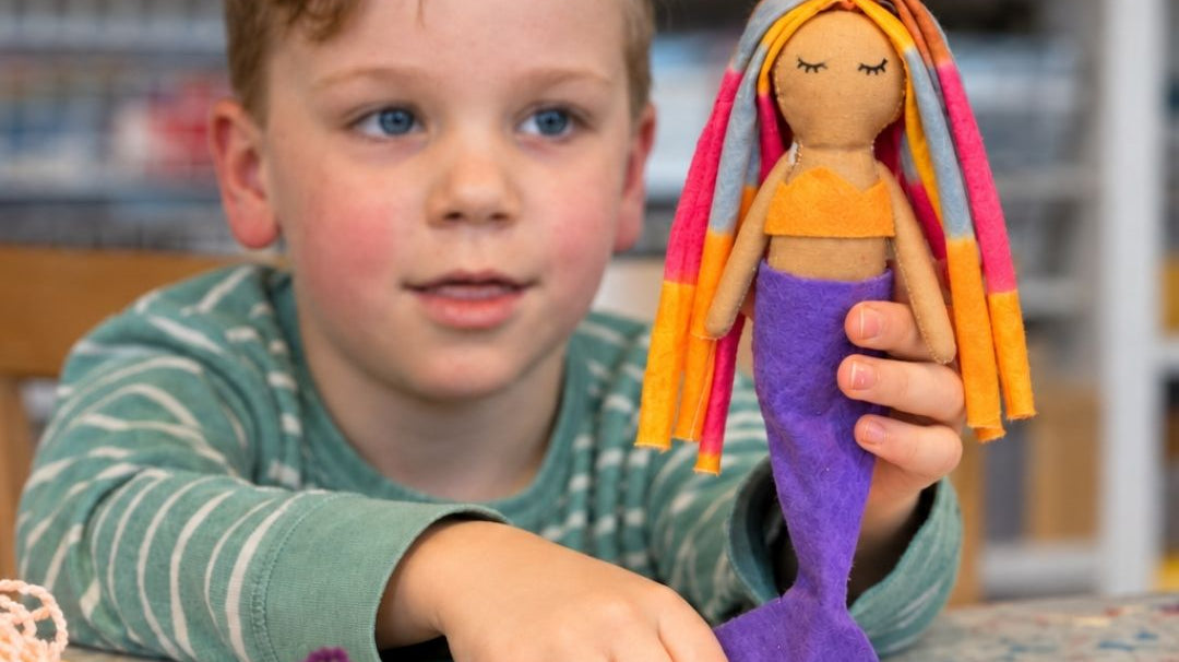 400 dockor till Sjöhistoriska – kreativ sjöjungfruworkshop under påsklovet - Watotoarts.com