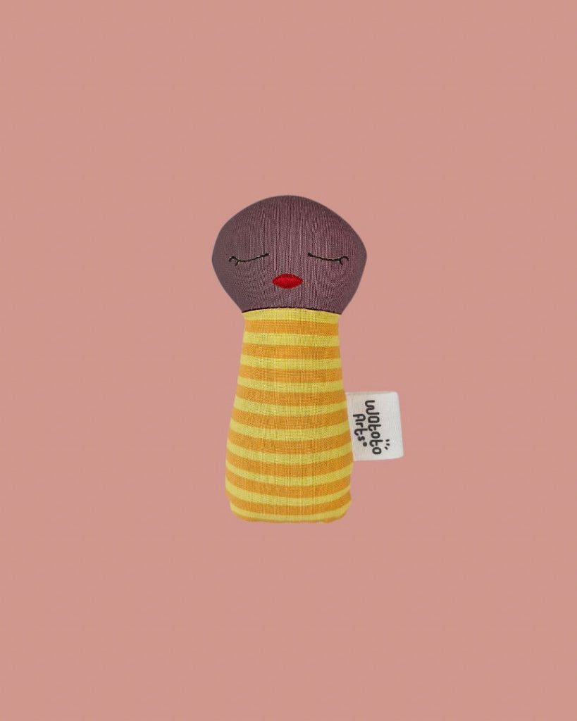 Momo_mjuk_bebisdocka_mörkbrun