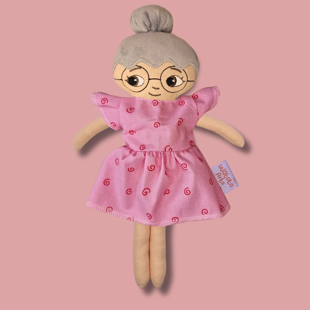 Docka mormor/farmor med glasögon