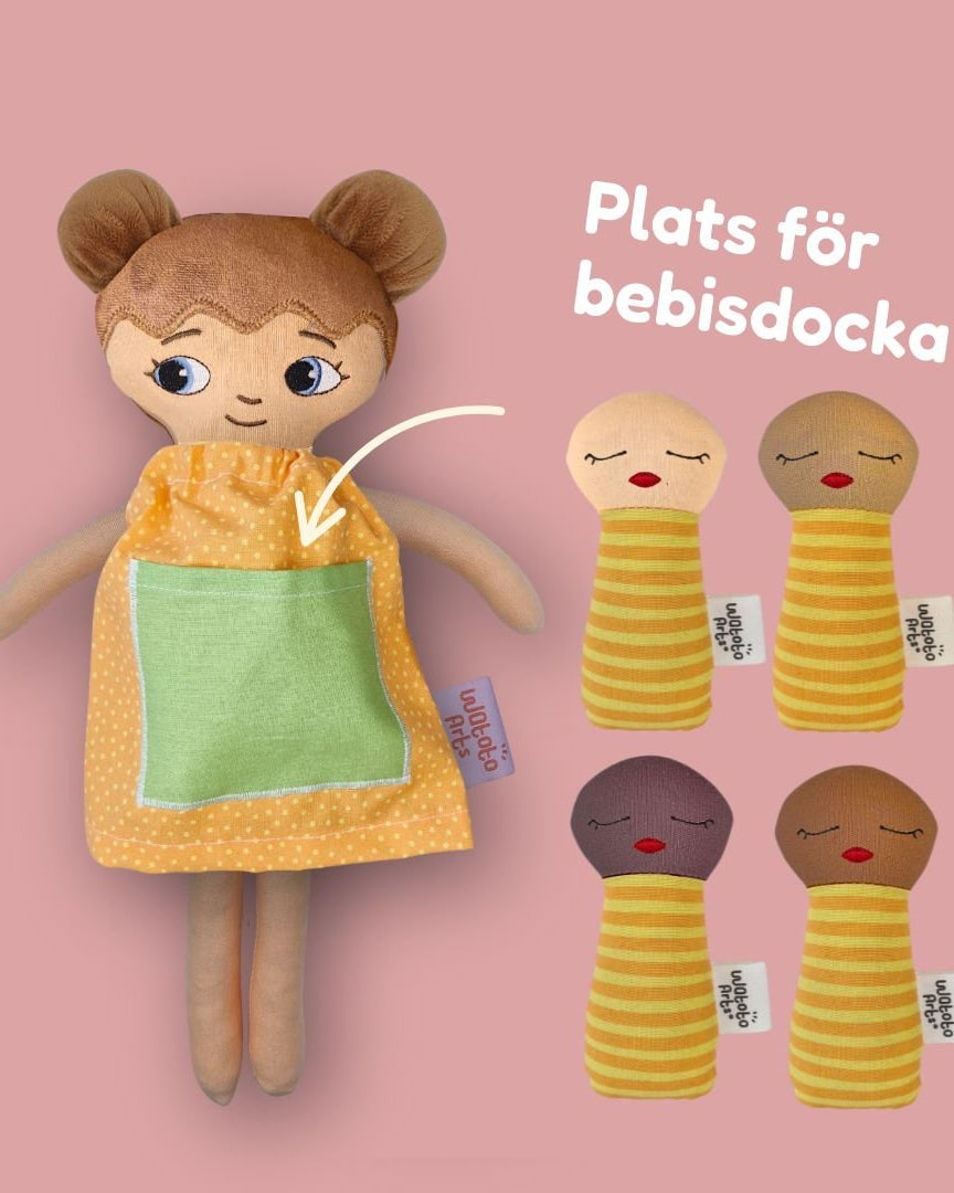 Mjuk docka med gastrostomiknapp/PEG knapp i magen| Watoto Arts