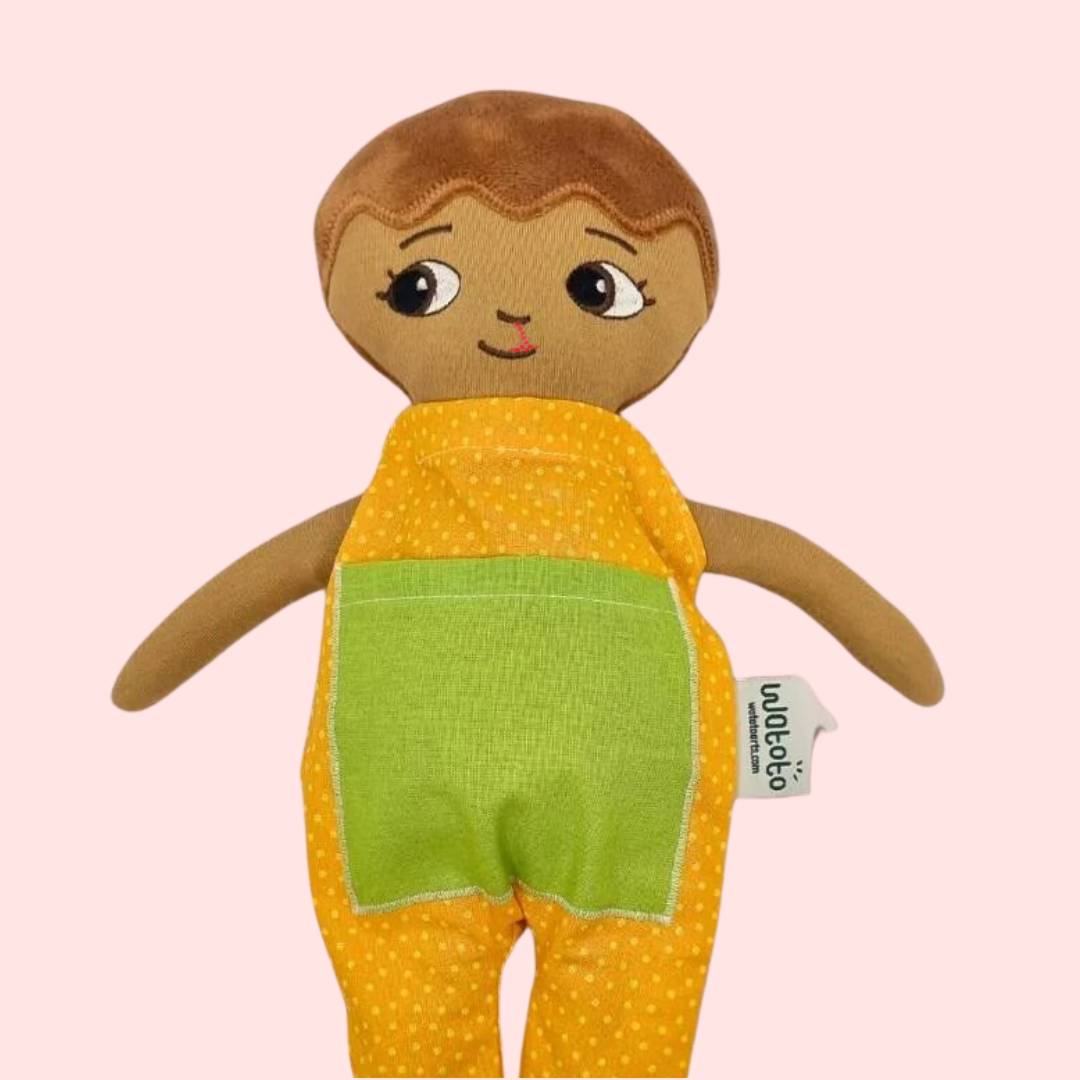 Mjuk docka med läppspalt, käkspalt, gomspalt | Watoto Arts