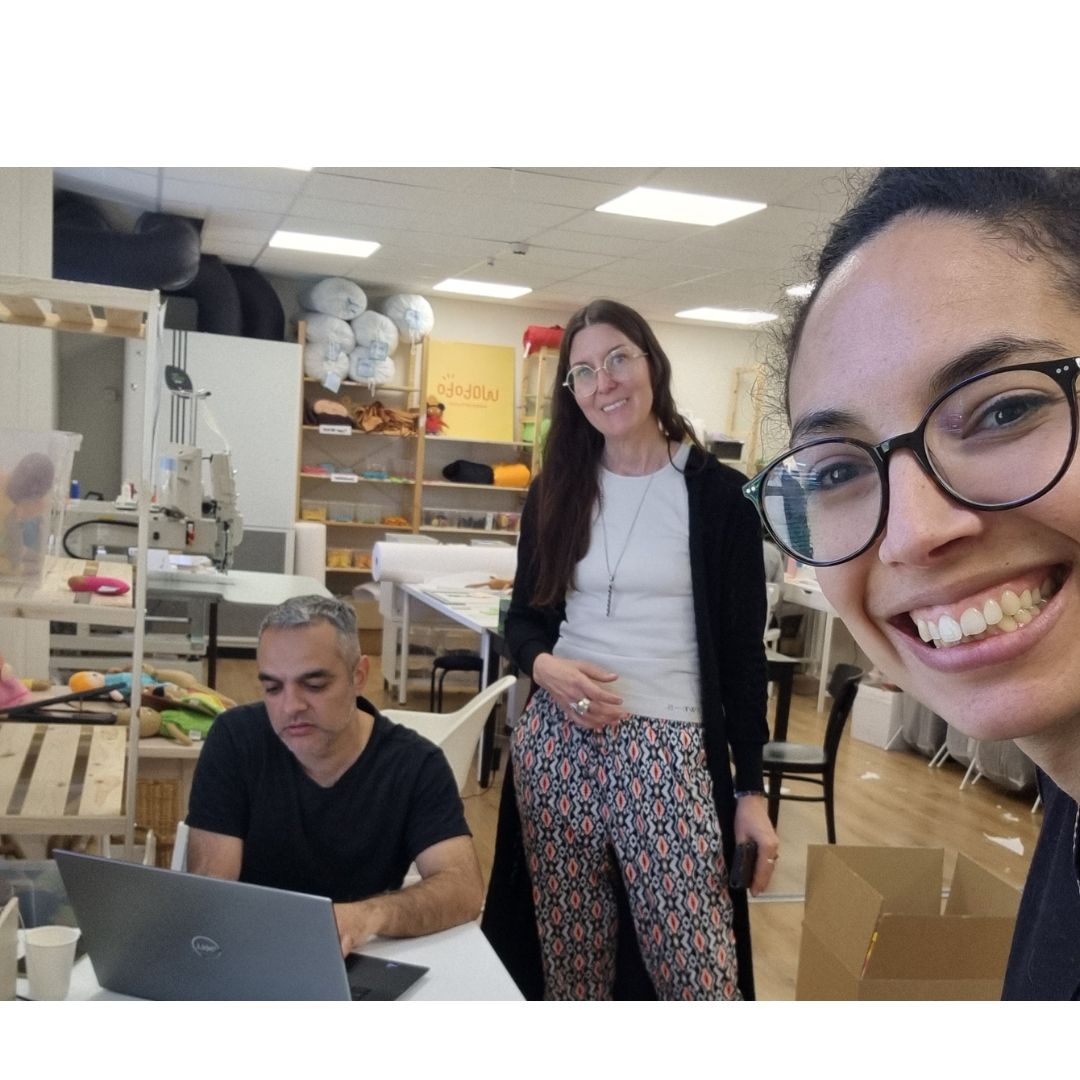 Att förena värderingar och kreativitet – En intervju om samarbetet mellan Watoto Arts och The Hunger Project - Watotoarts.com