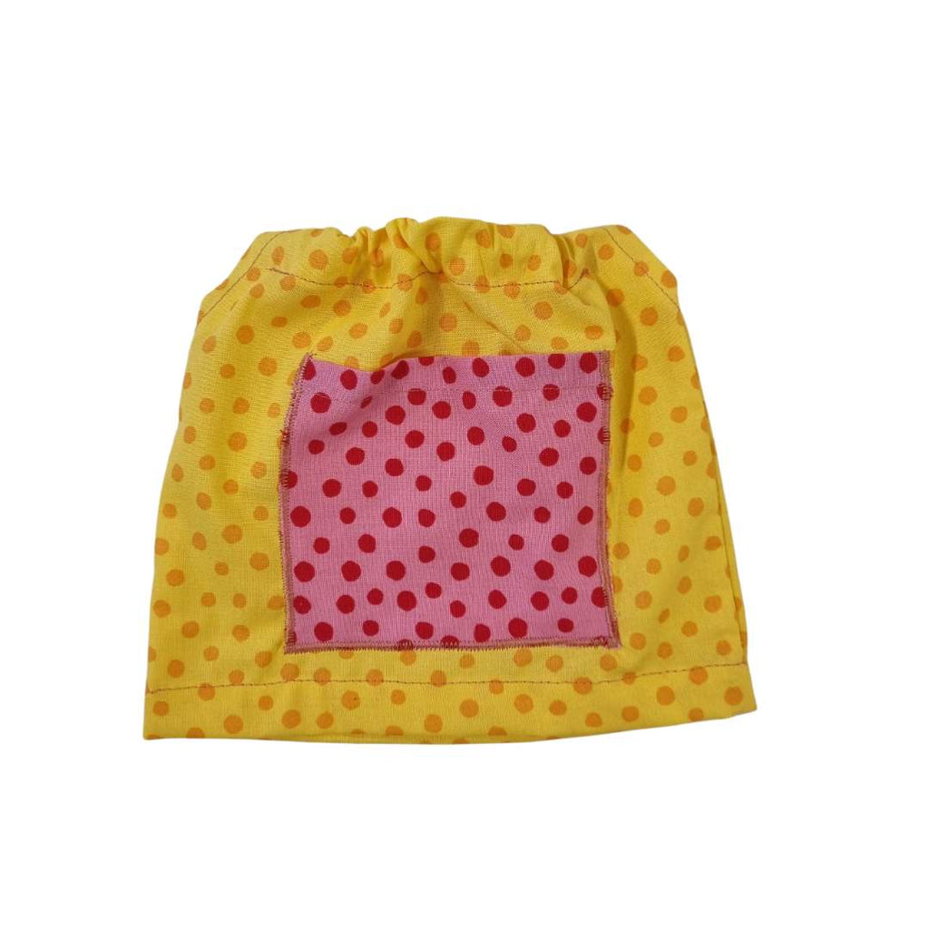 dockkläder, gul klänning med rosa ficka, prickig