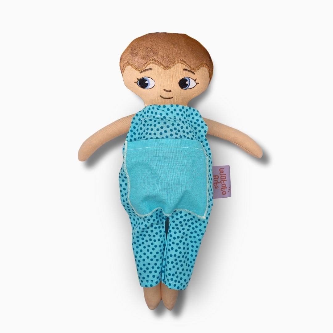 Mjuk docka med personlig brodyr | Dockan Hugo