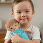 Mjuk docka med downs syndrom | Watoto Arts