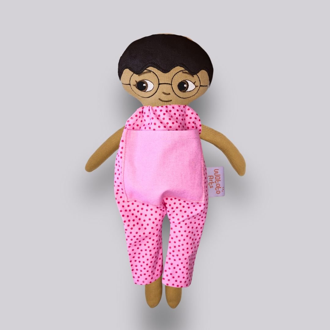 Mjuk docka med med glasögon | Watoto Arts