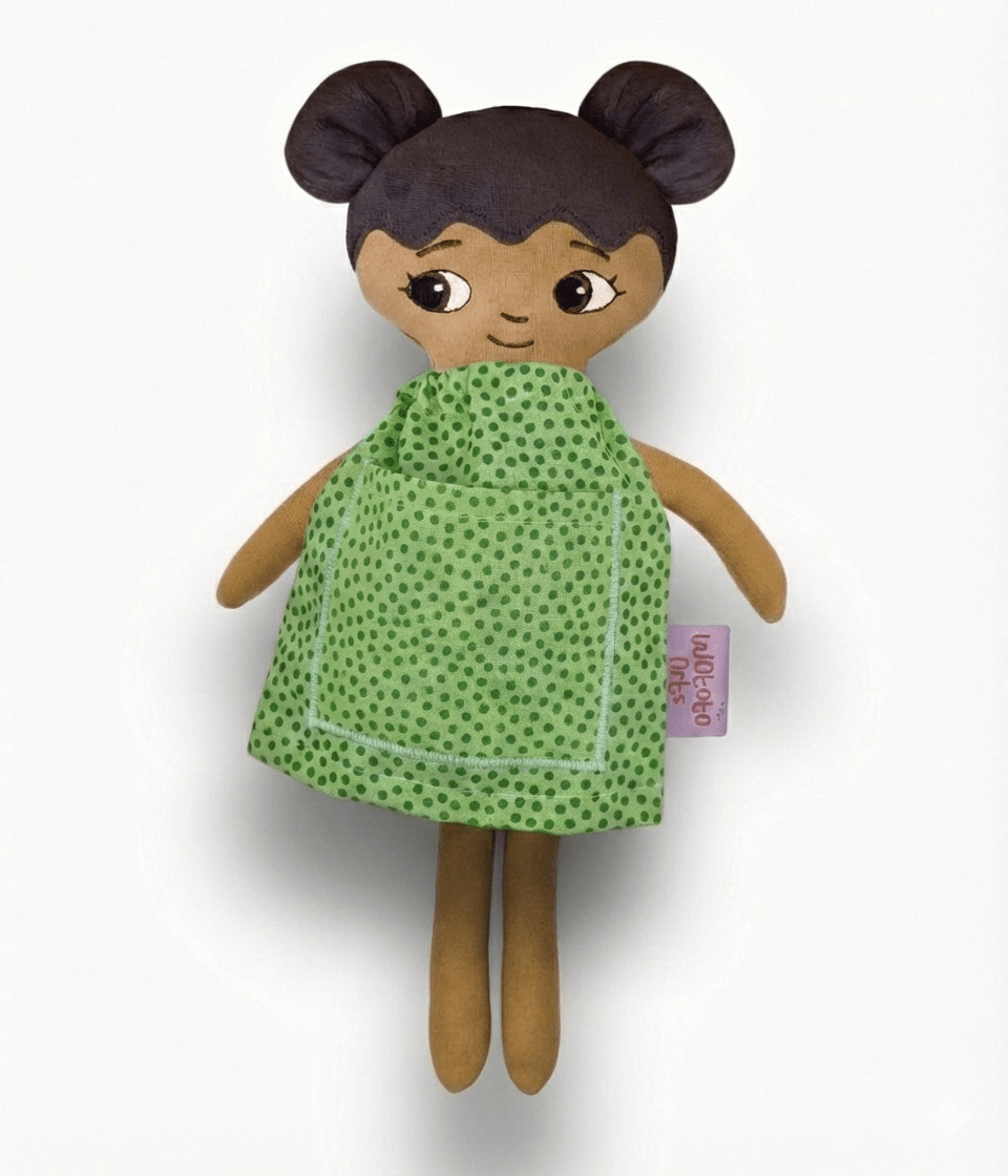 Watoto Arts | Dockkläder | Grön Prickig Klänning