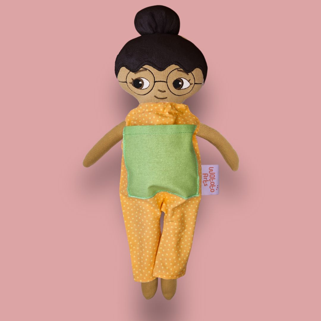 Watoto Arts | Mjuk docka Test