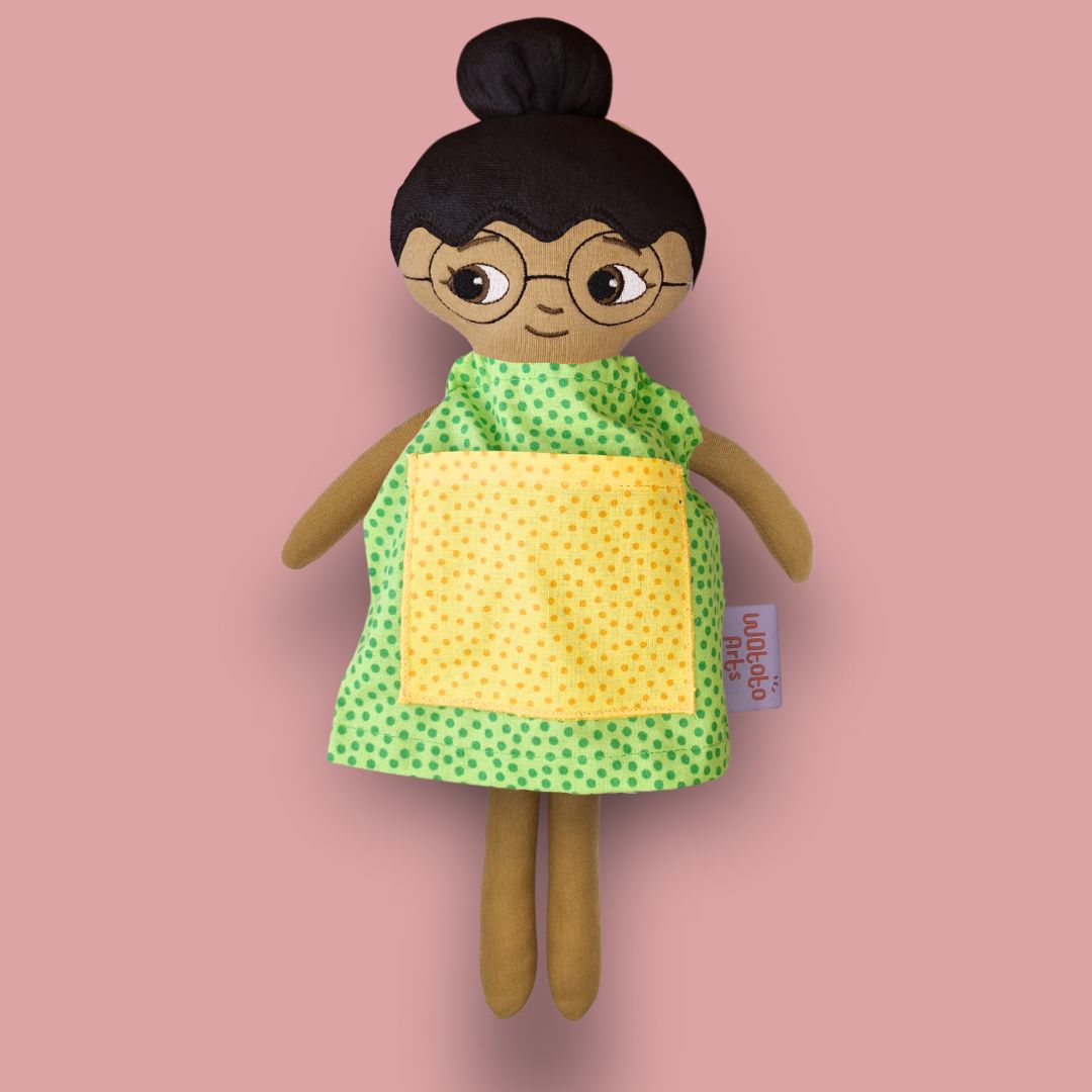 Watoto Arts | Mjuk docka Test